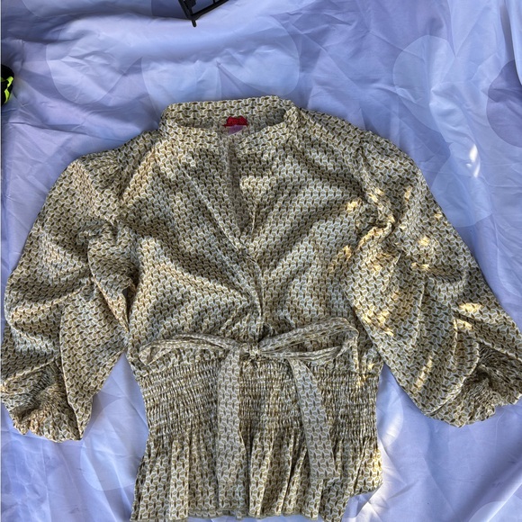 Downeast Smocked Waist Patterned Blouse with Tie Detail Small Or Medium - Picture 3 of 7